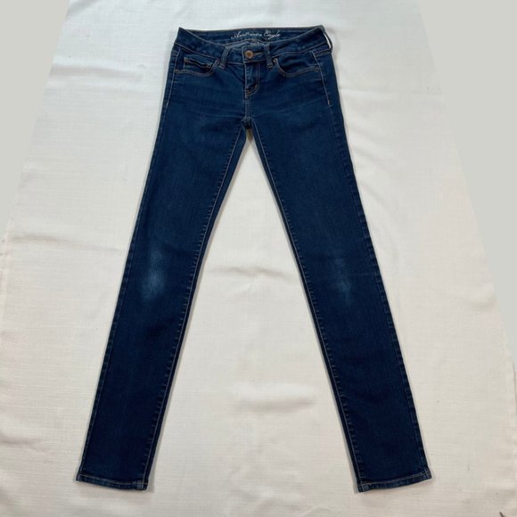 AE Skinny Stretch Dark Jeans Size 2 - Picture 1 of 10